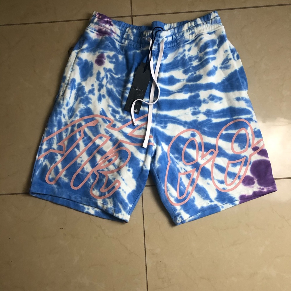 Akoo shorts